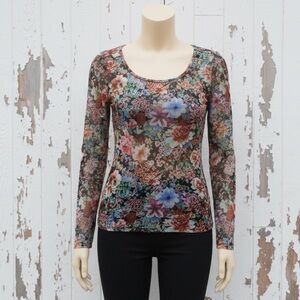 🛍️BUNDLE ONLY ITEM🛍️ Sheer Mesh Floral Top M